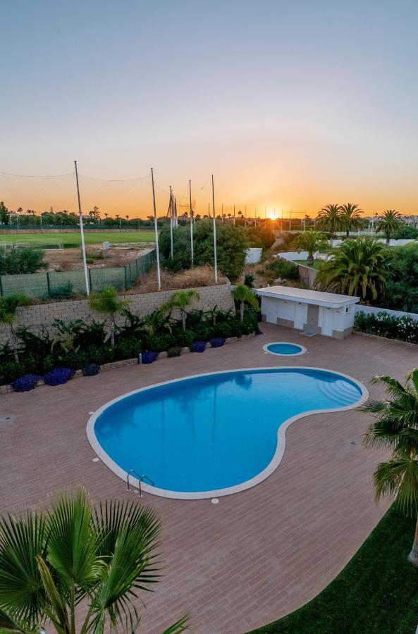 Sunset Condominium Lagos Kültér fotó